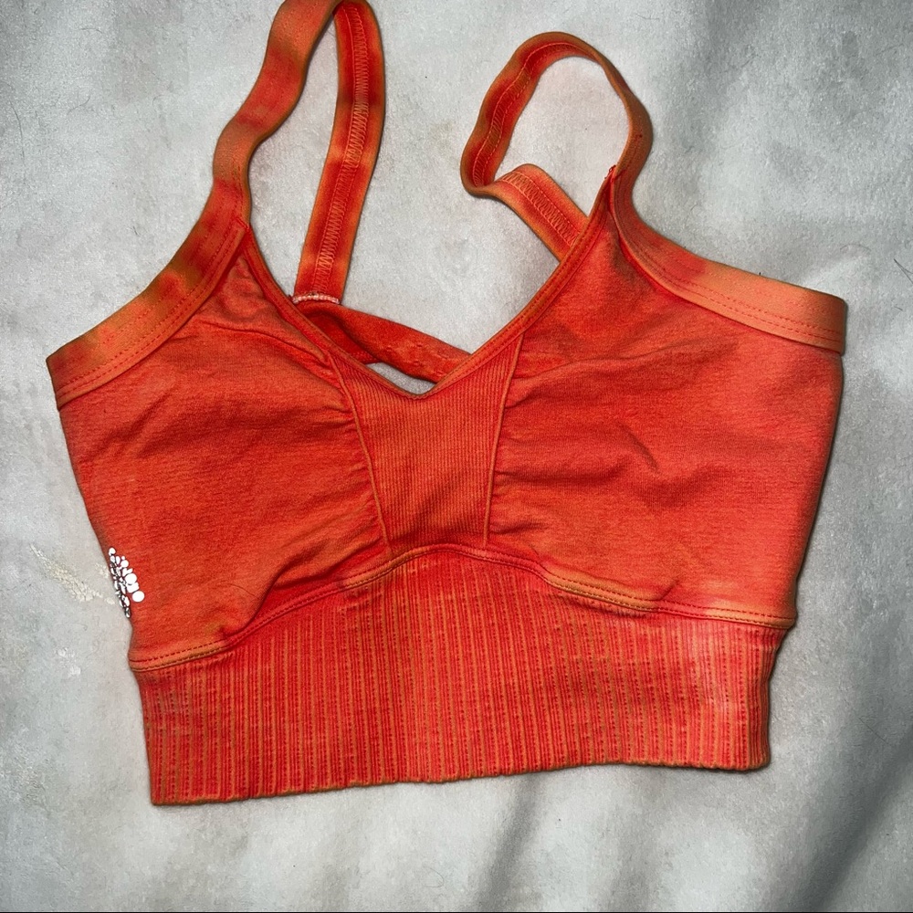 Good Karma Scoop Neck Bra Movement Sports Bra